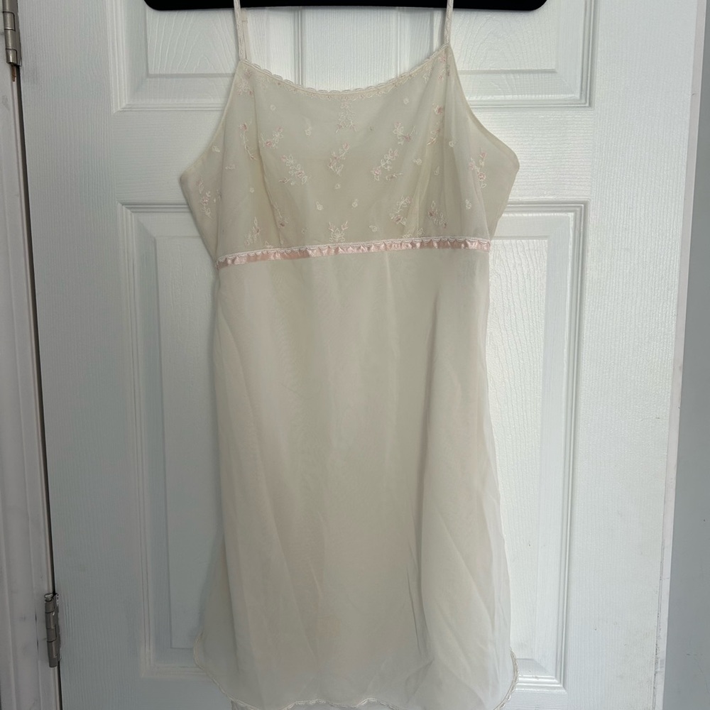 Valerie Steven’s lingerie nightie